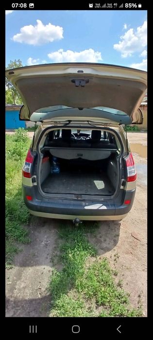 Продам авто Рено 7мест. Або обміняю на такий же 5 місць.