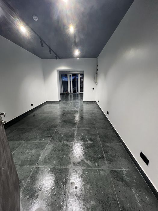 Комерційне приміщення (вул. Княгинин, 44)