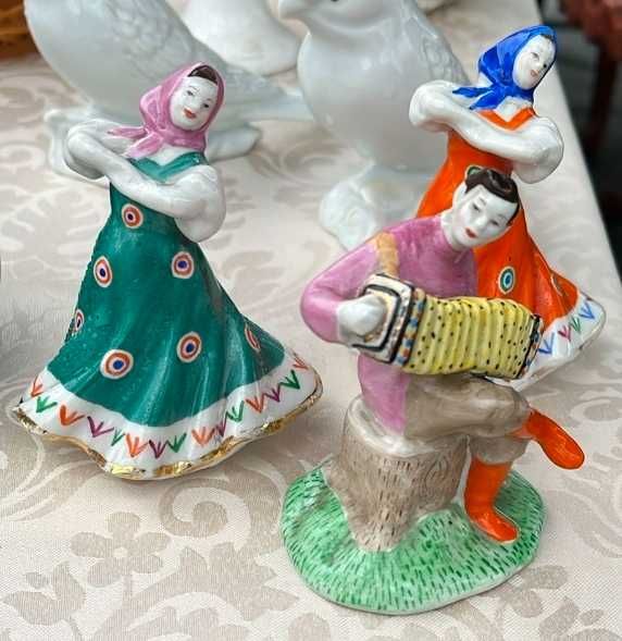 Статуэтки дулево, русский перепляс, 3 шт