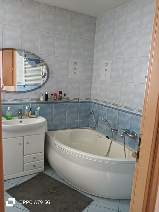 Duży dom dwurodzinny