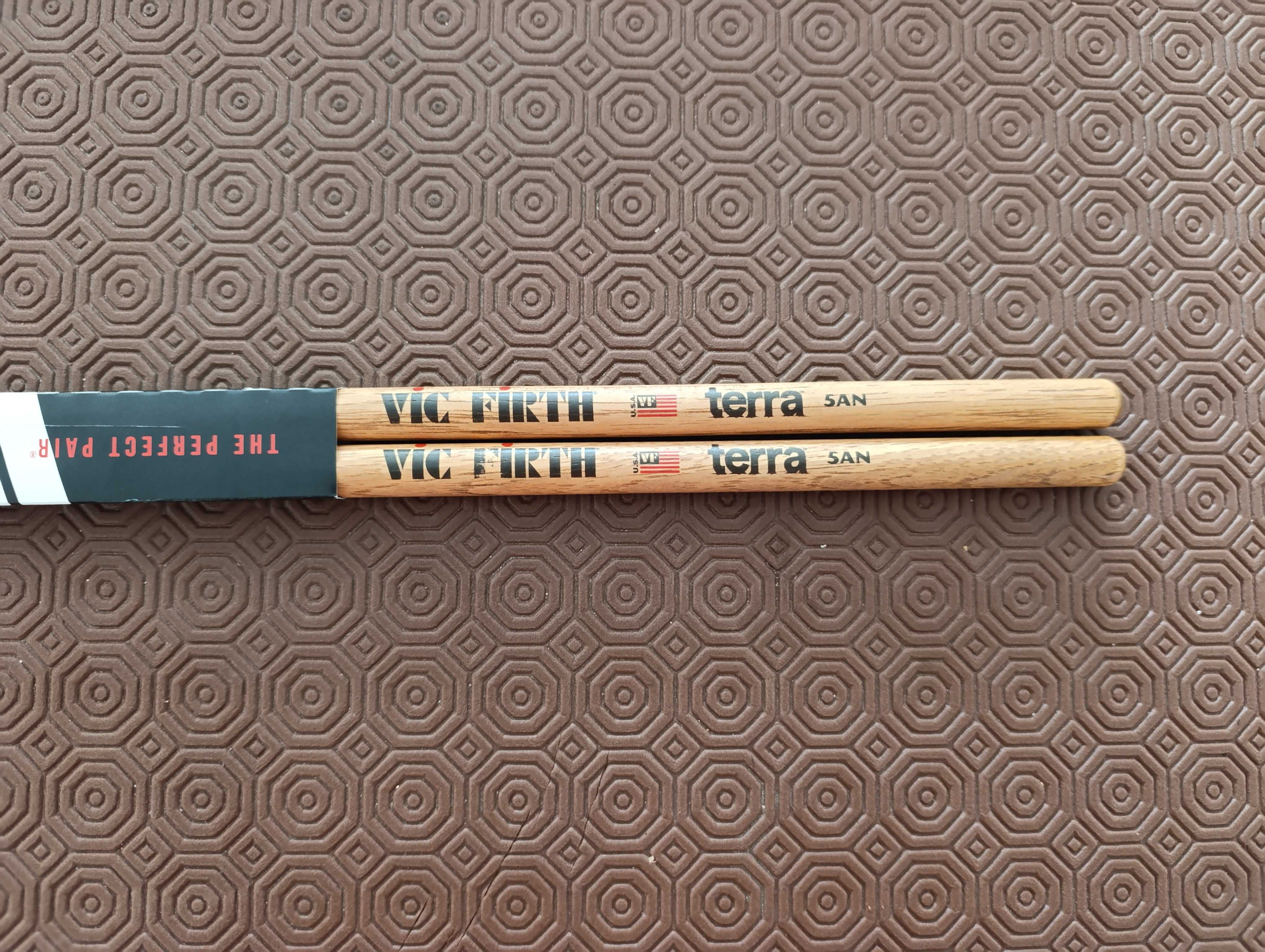 Vic Firth 5AN Terra Series baquetas