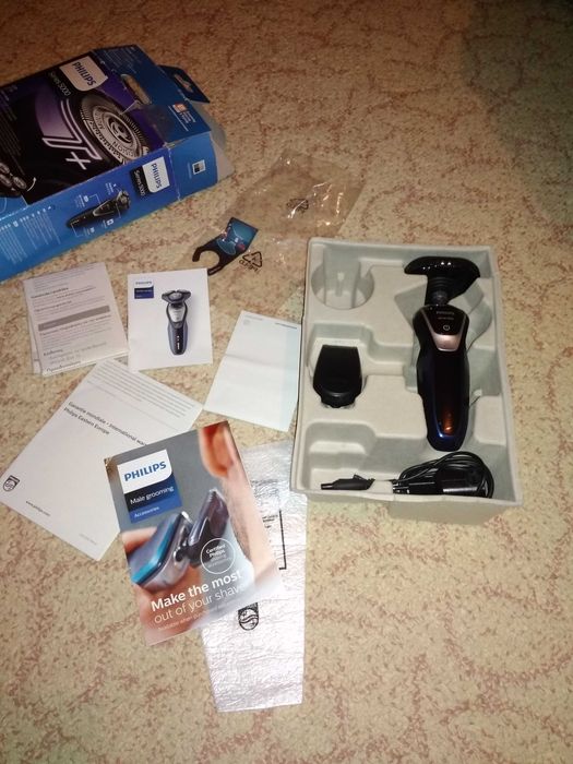 Продам нову бритву Philips