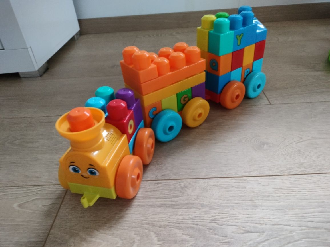 Ciuchcia z klocków, dźwięk lokomotywa.
