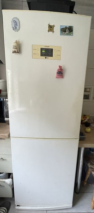 Холодильник LG No frost, білий.