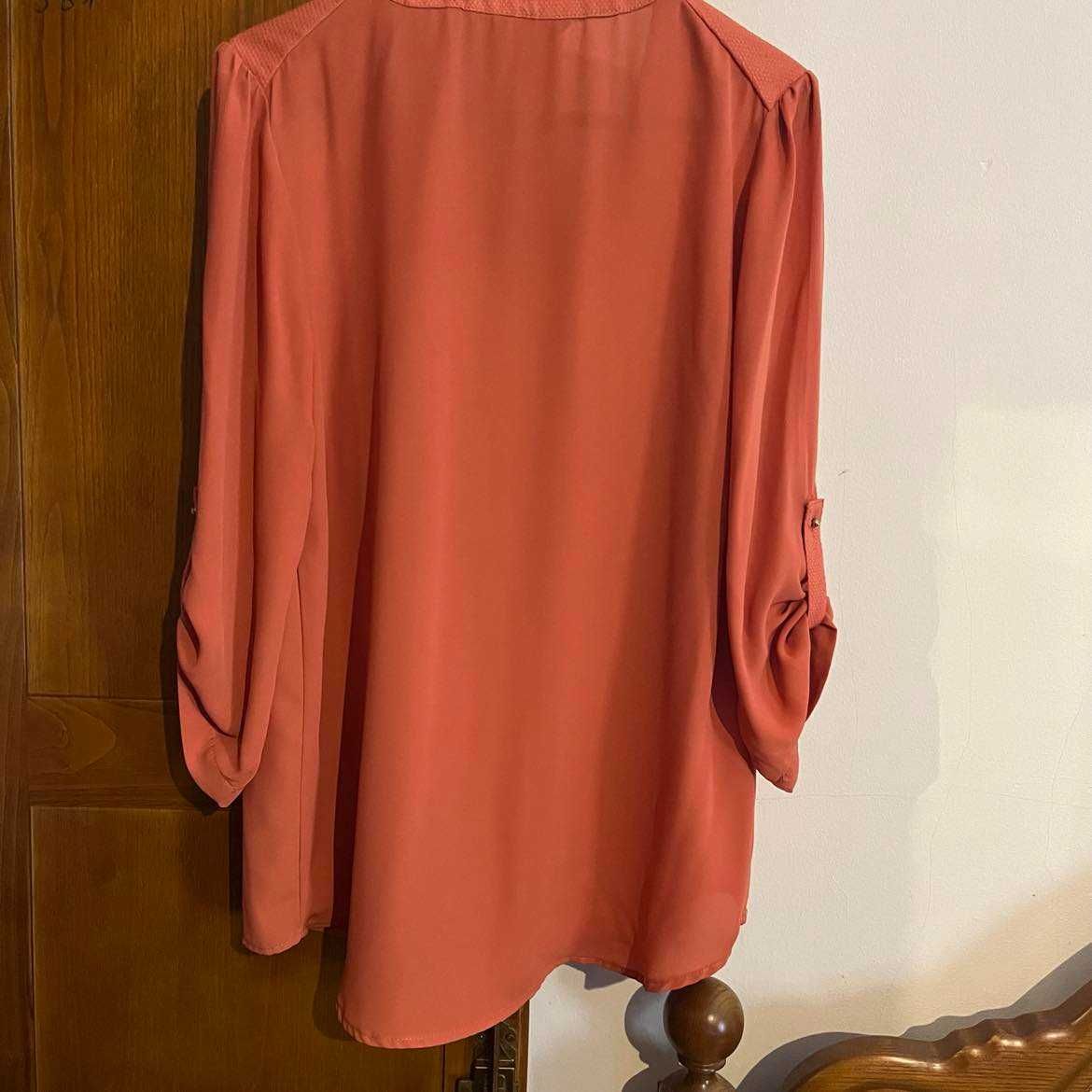 Camisola laranja tam. S Marca: MO