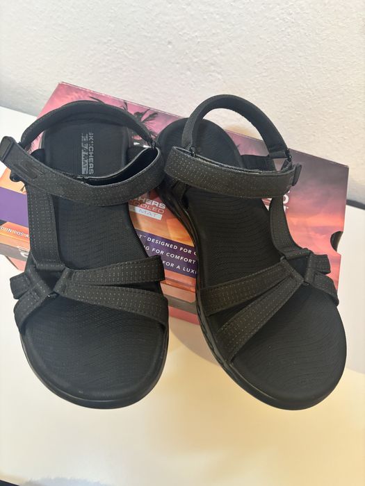 Sandálias Atléticas Skechers On-The-go 600 Brilliancy tamanho 37