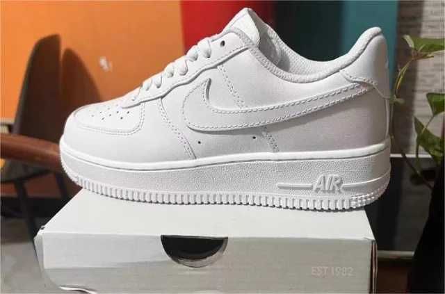 Nowe Nike Air Force 1 Low '07 Białe eu 37.5 EU/23.5 CM