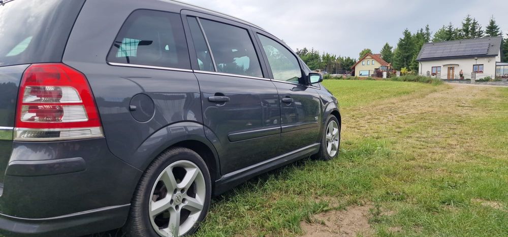 Witam mam na sprzedaż moją Zofię 1.8 z 2008r po dużym serwisie