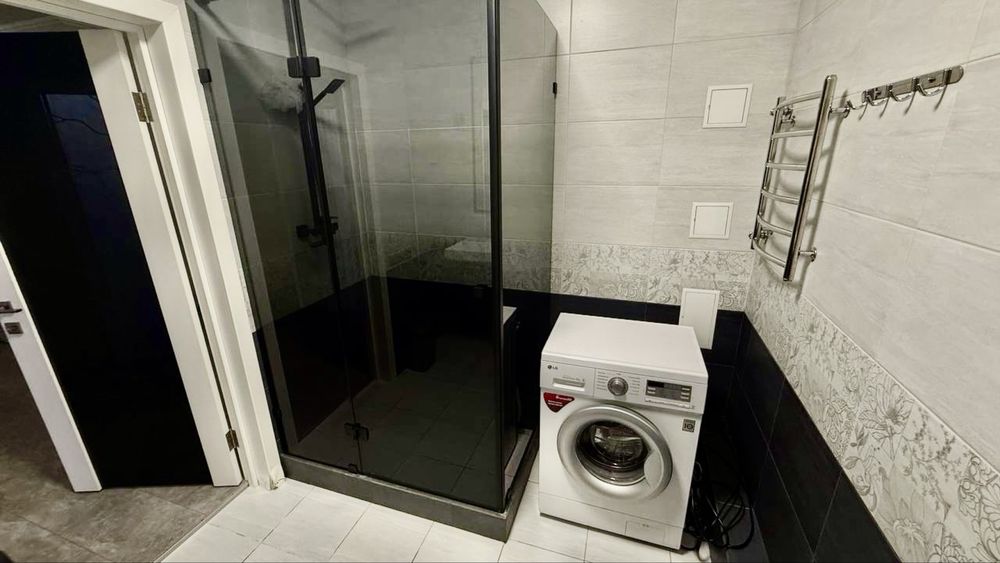 3-к Квартира • ЖК 4 Сезони • вул. Максимовича • ГЕНЕРАТОР в домі