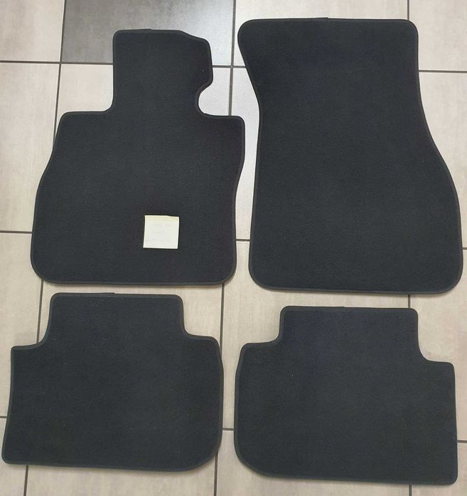 Dywaniki samochodowe BMW F40 Seria 1