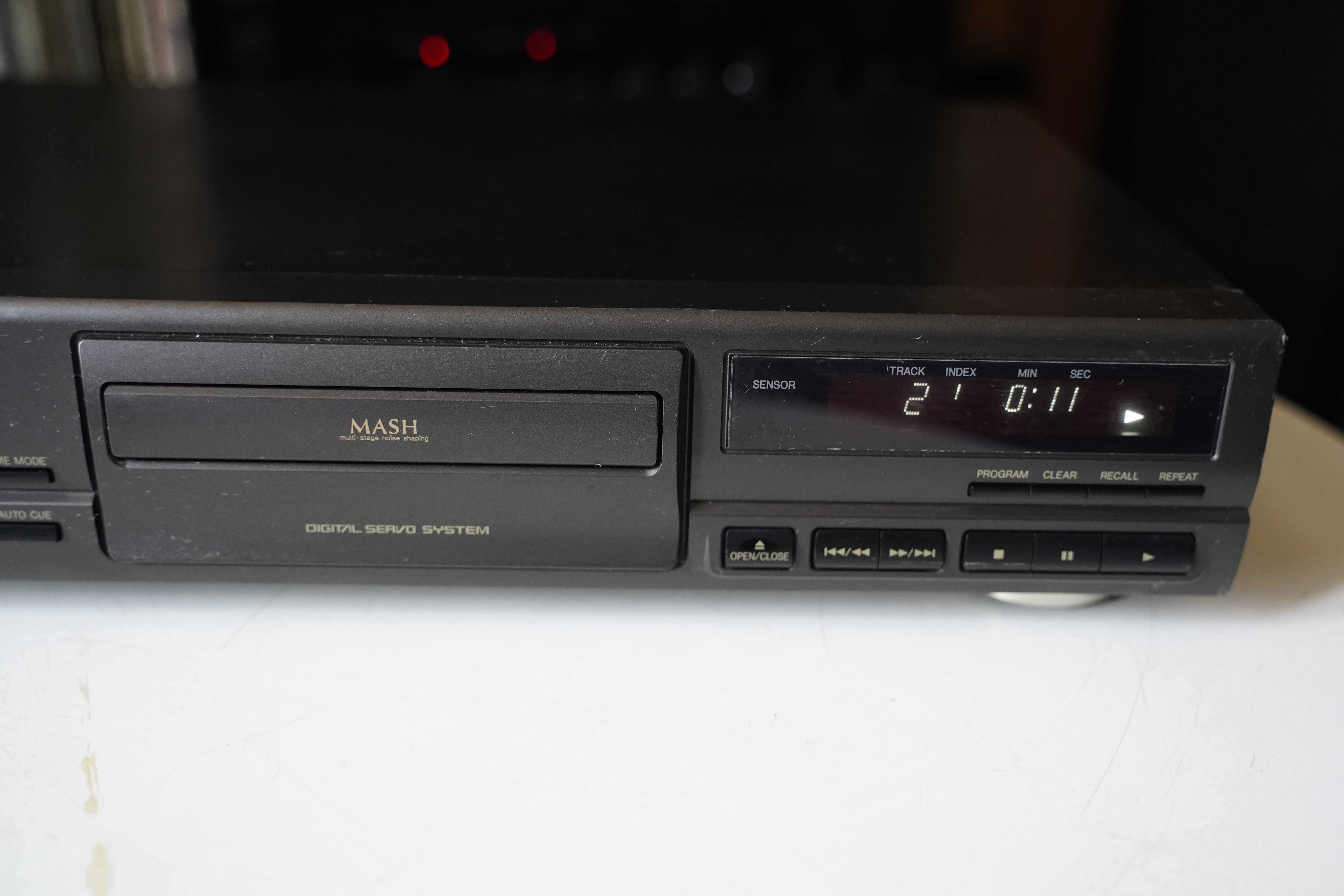 Odtwarzacz CD TECHNICS SLPG 480A