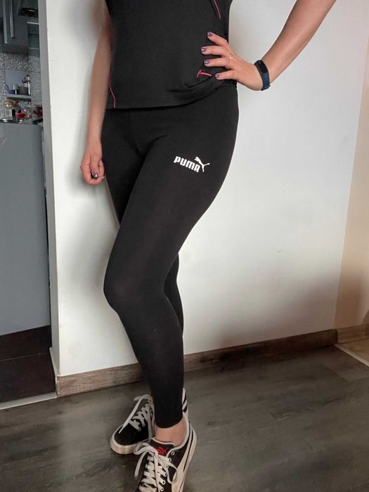 Czarne sportowe legginsy Puma S 36 na siłownię