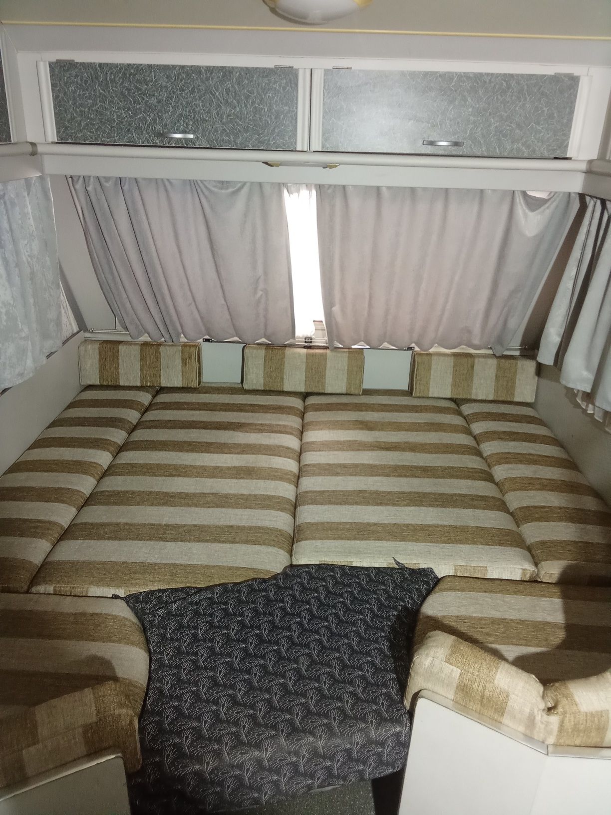 Продам прицеп дачу