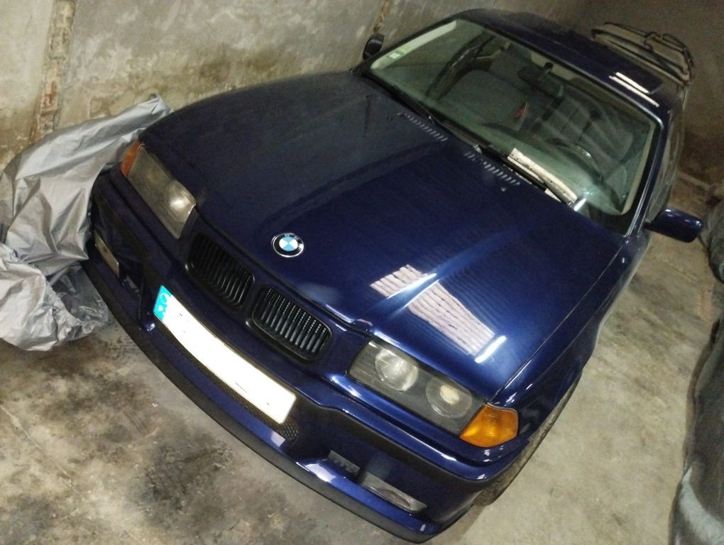 BMW e36i coupé em excelente estado pack m