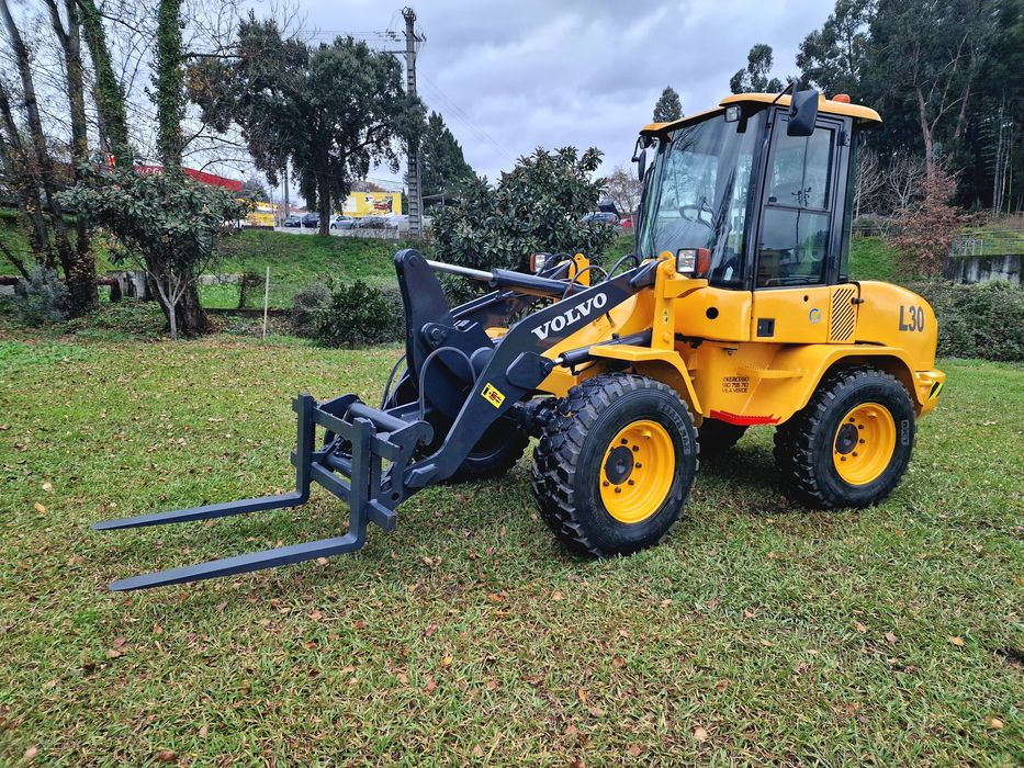 Pá carregadora volvo