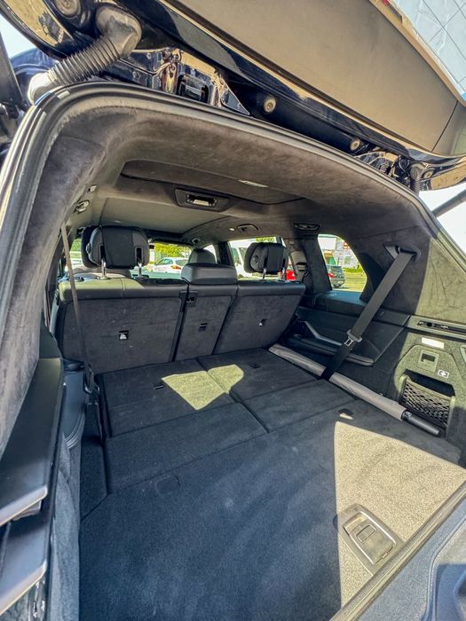 Продам BMW X7 M50D