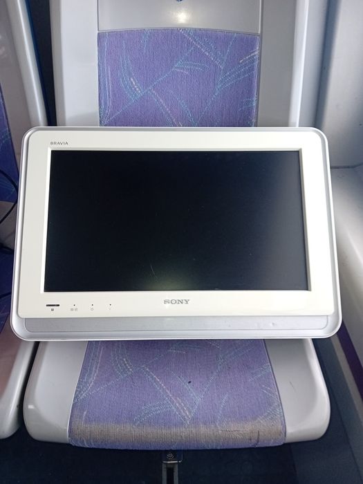 Tv sony Bravua c/ imagem 4k comando e cabo de alimentação a funcionar