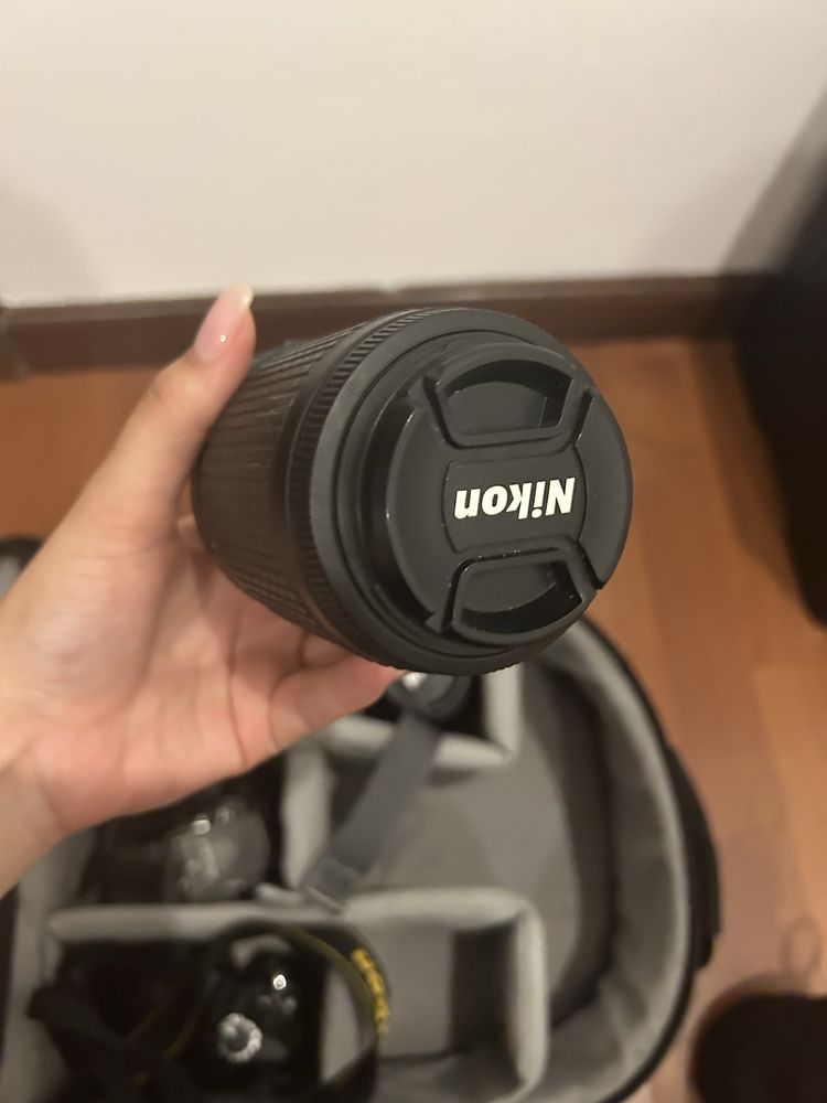 Nikon 3000 com 2 objetivas
