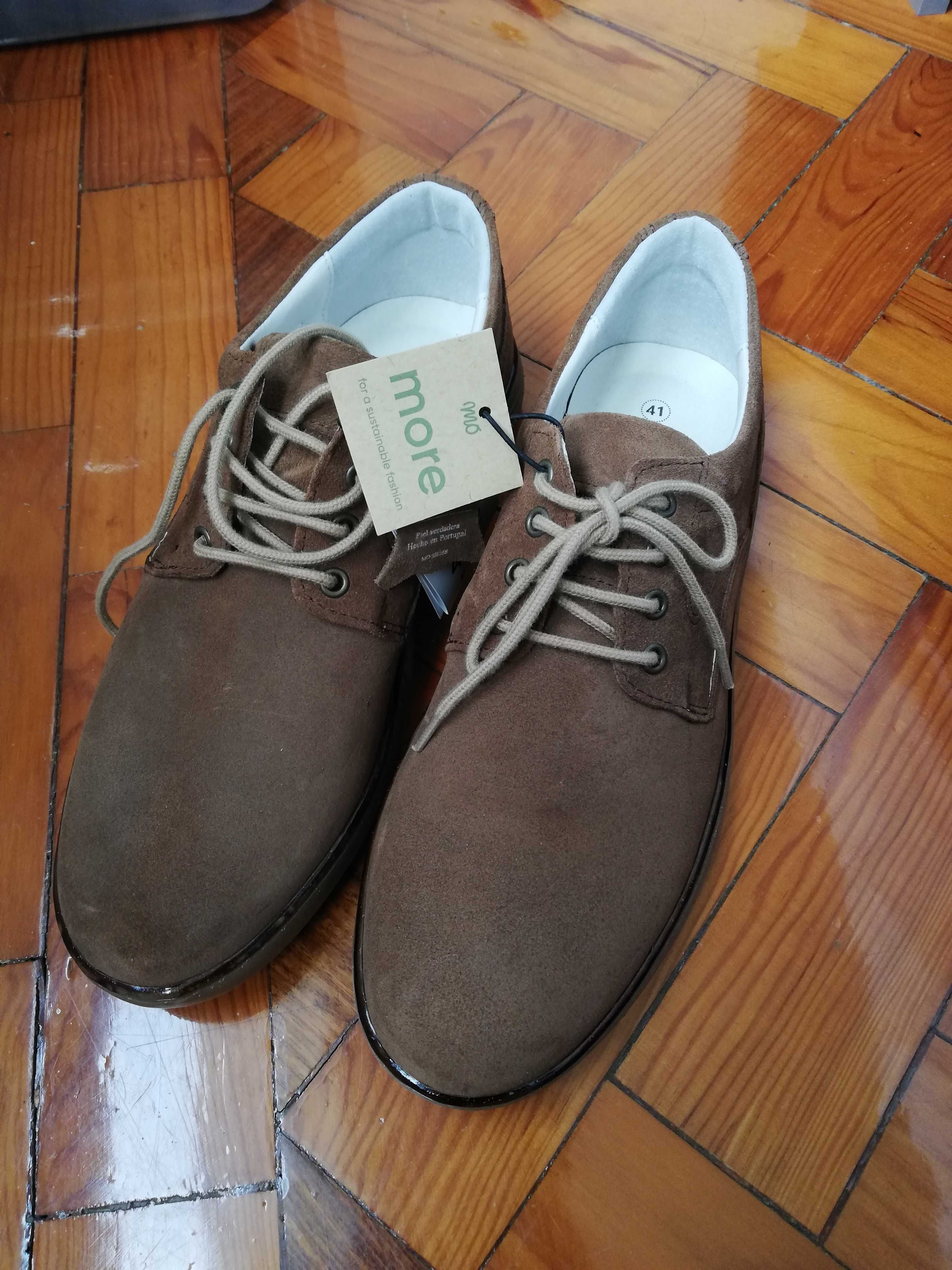 Sapatos MO novos com etiqueta