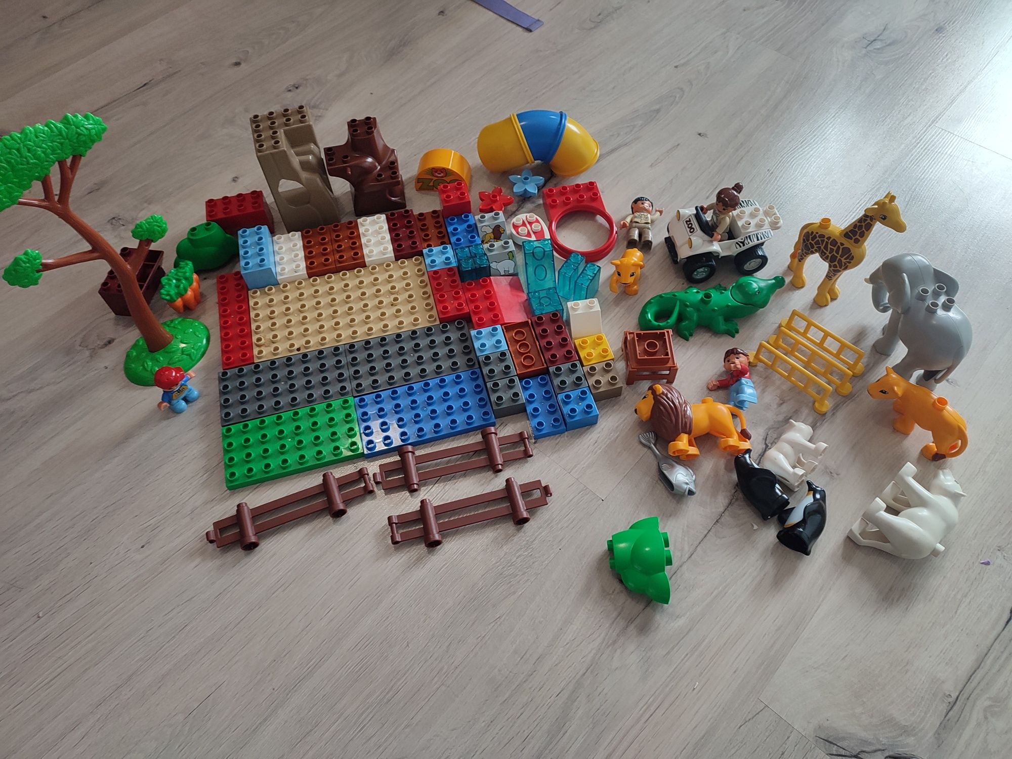 LEGO Duplo zoo plus inne zabawki