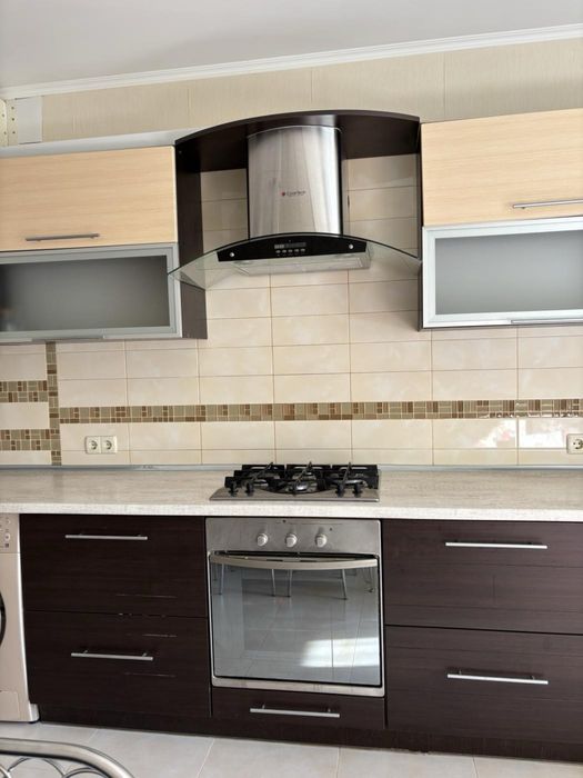 Двушка 69кв.м , Вид моря, Таирово, Газ, 65000$