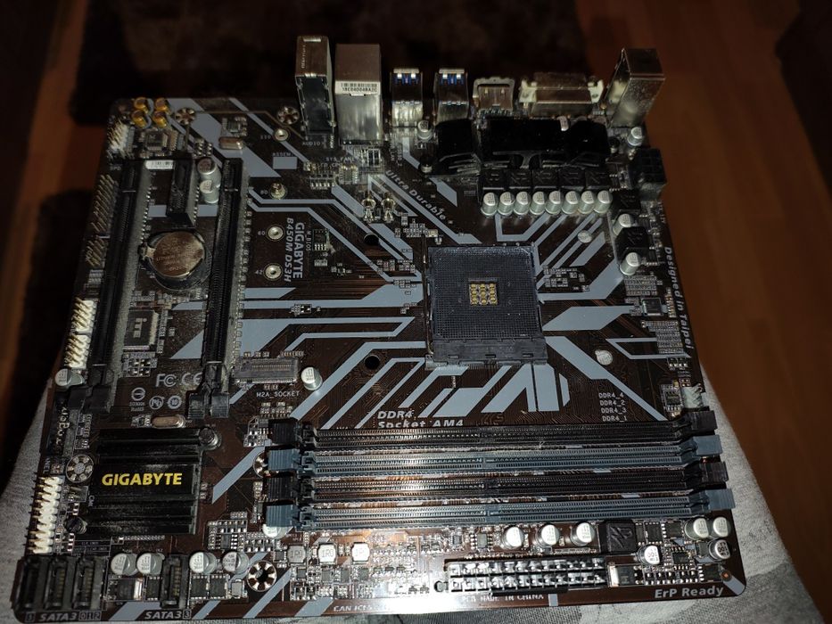 Płyta główna Gigabyte b450m ds3h am4