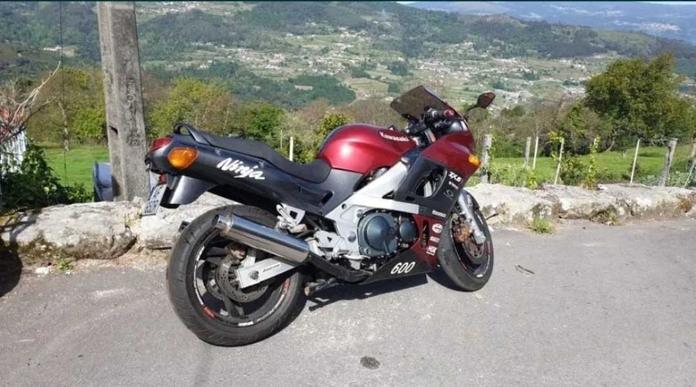 Kawasaki zzr 600
