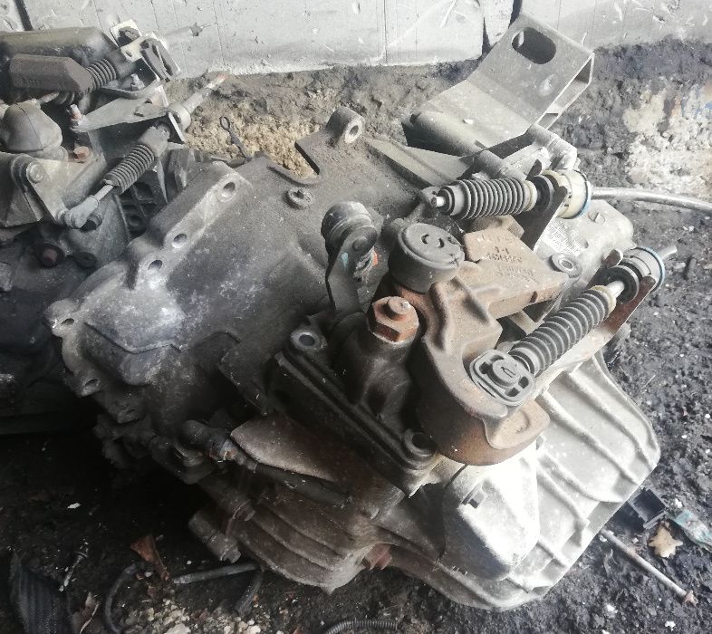 Skrzynia biegów volvo s60 v70 2,4 d5 666r7002bc