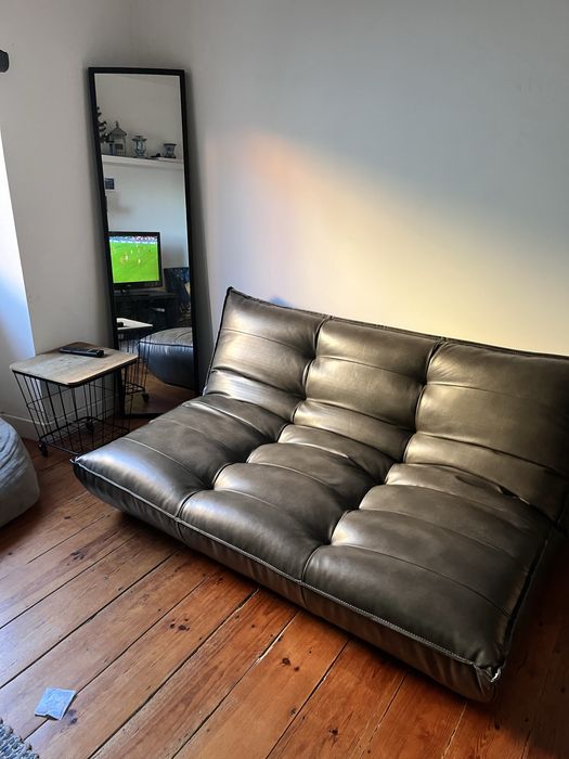 Sofá 2 lugares preto SKLUM