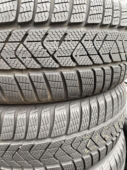 215 50 18 pirelli sottozero 3 95% Комплект
