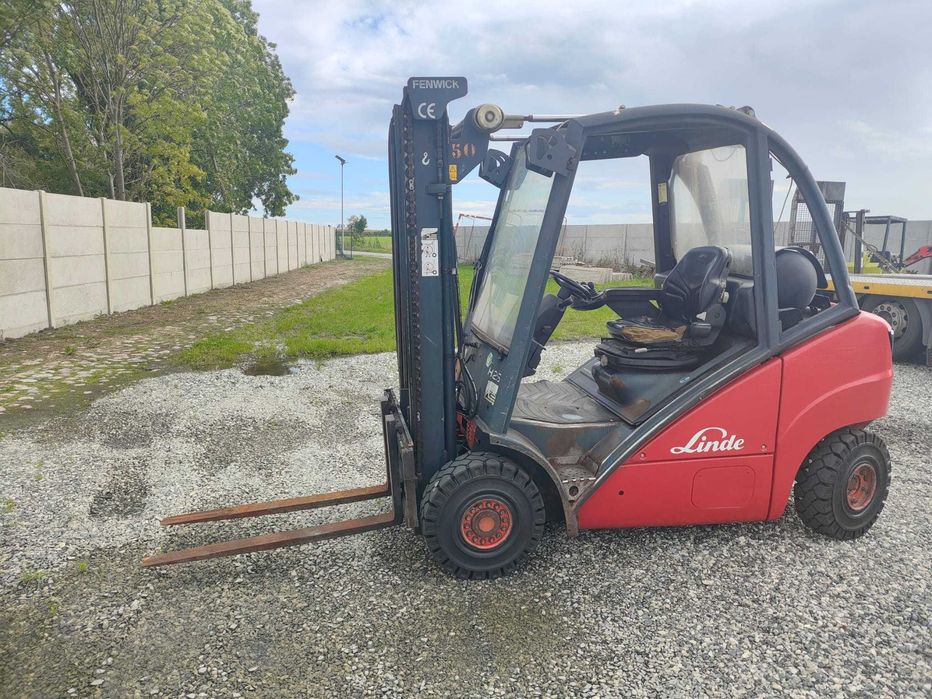 wózek widłowy Linde H25 z 2003 roku. Dokumentacja UDT, nowe opony