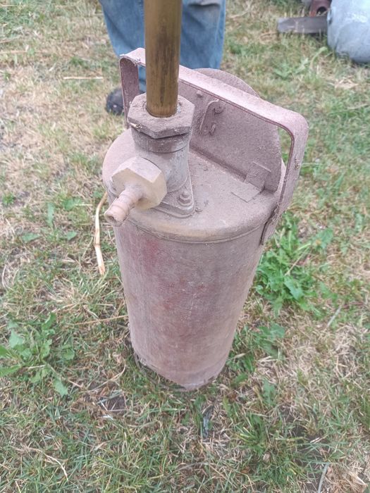 Stara gaśnica wodna hydronetka opryskiwacz zabytek PRL