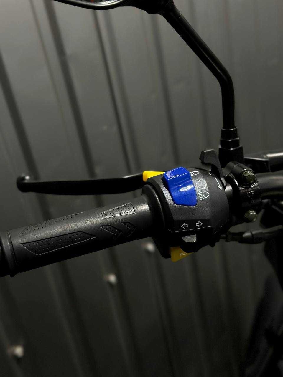Новий мотоцикл Spark SP150R-12S