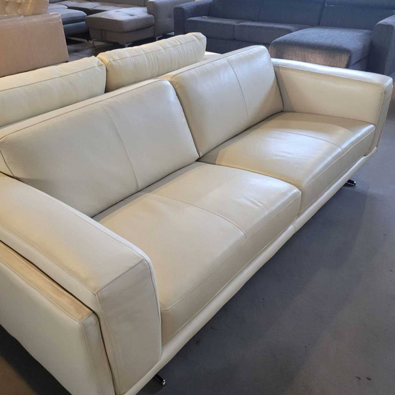 Новий шкіряний тримісний диван вершкового та сірого кольору. Німеччина
