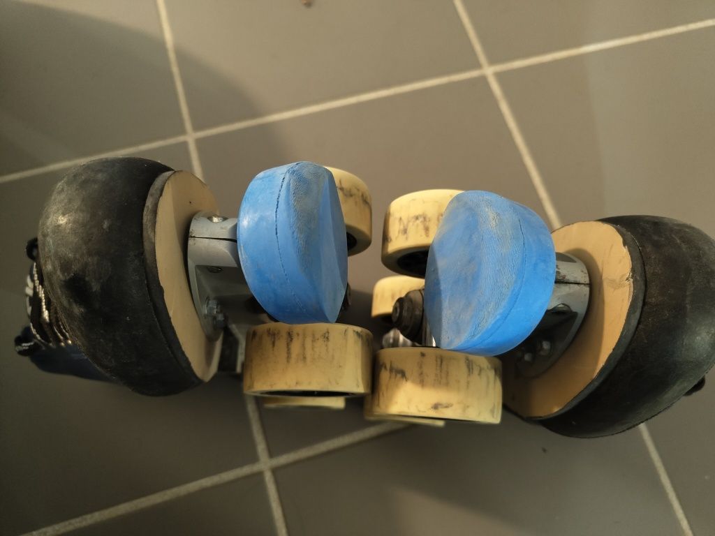 Patins de hóquei como novos