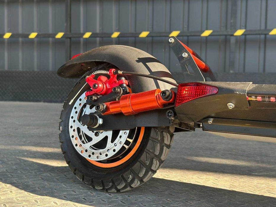 Електросамокат 10 дюймів колеса 48V 15AH 800W X-BOOST-001Х 45 км/год