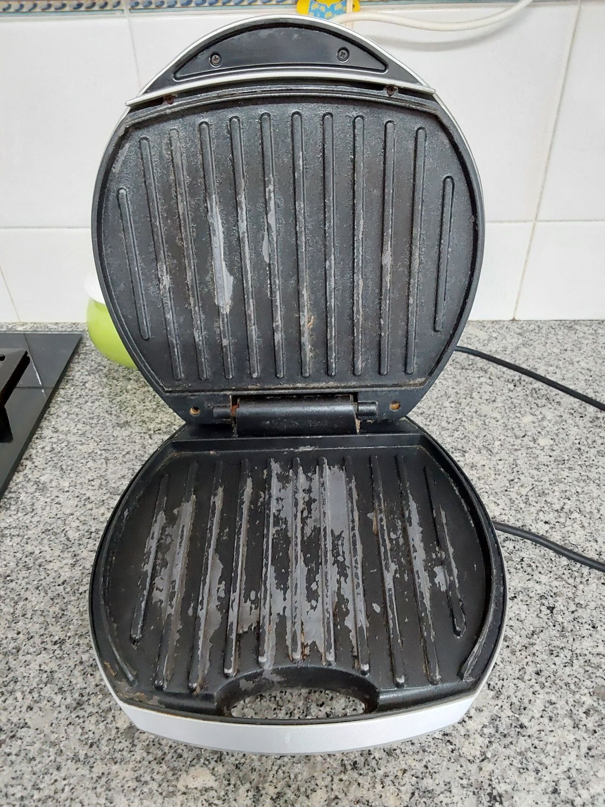 GRILL E TOSTADEIRA XL , FUNCIONA A 100%.Casa,Cozinha,Restauração,Café.