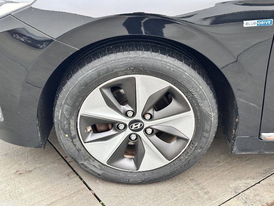 Hyundai Ioniq 2019 рік