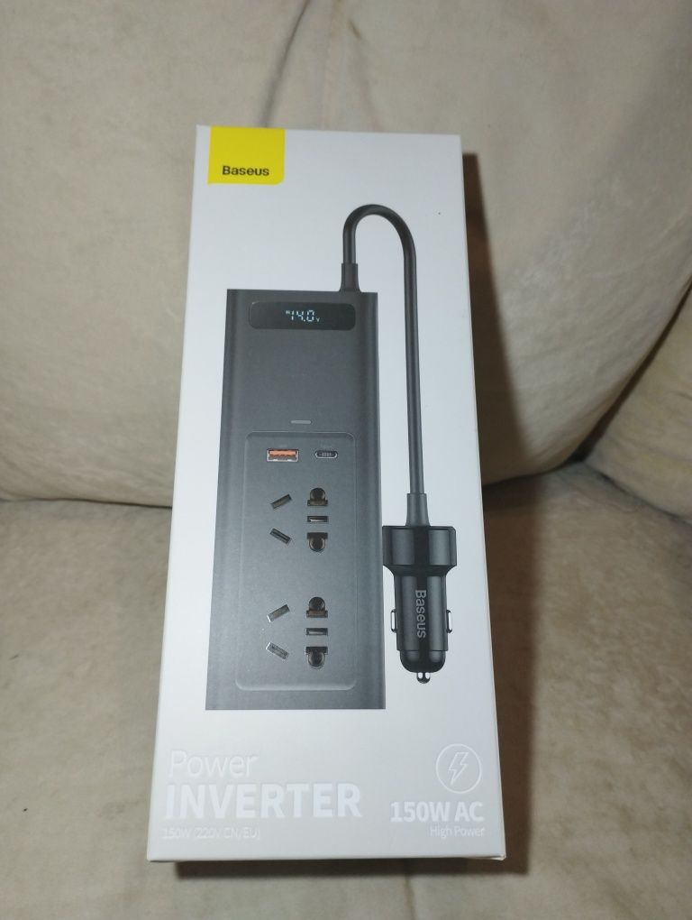Автомобільний інвертор Baseus 150W.