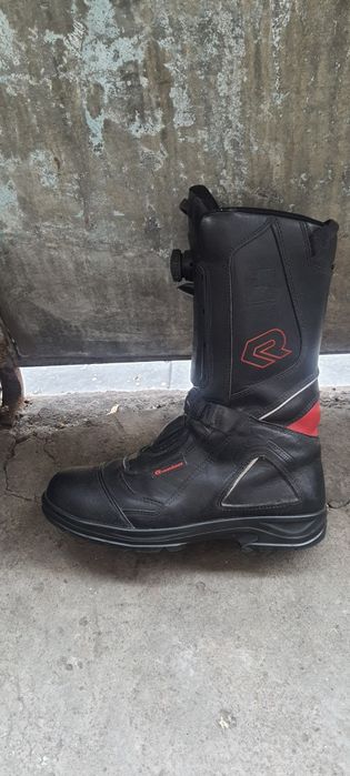 Мото взуття. Робочі чоботи пожежні.