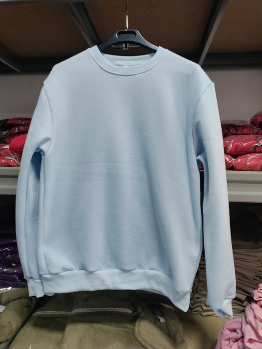 Sweates 5,50 Euros.               Só para REVENDA