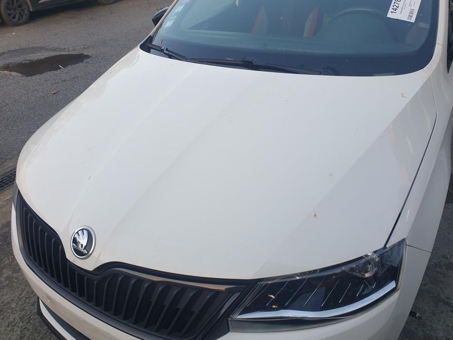 Capot SKODA Rapid Spaceback (NH1)