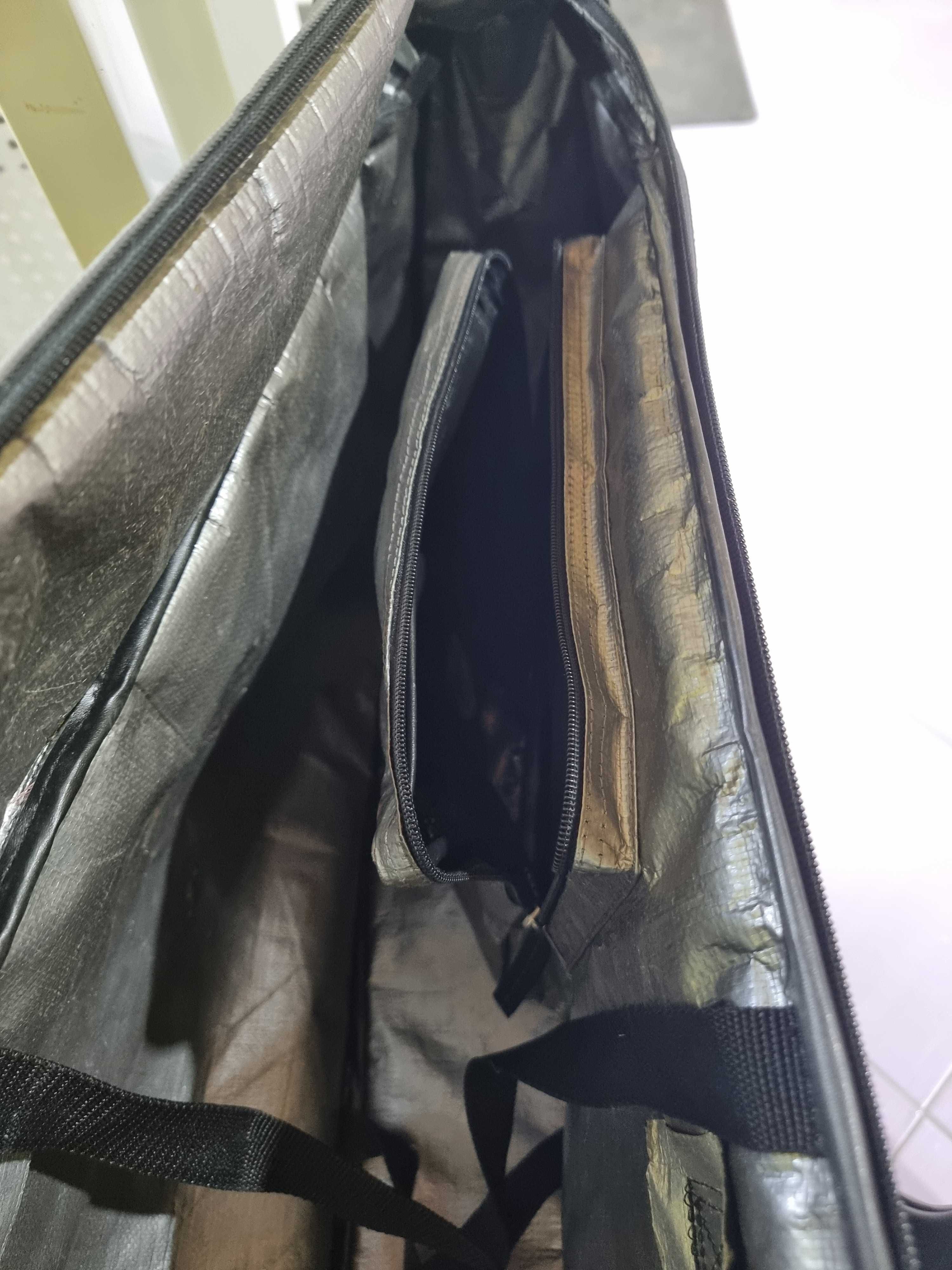 Świetna i wytrzymała torba od ICETools. Torba na snowboard albo Ski.