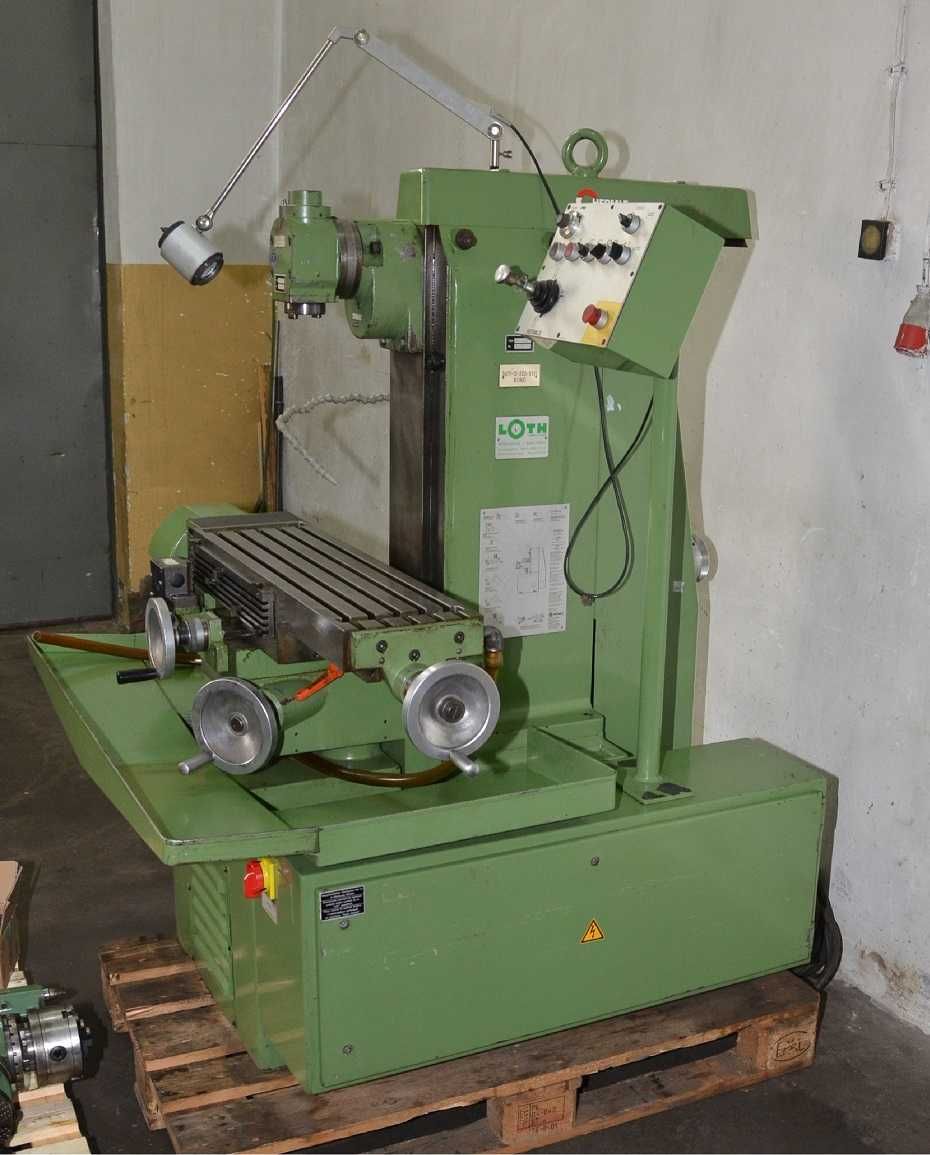Frezarka Uniwersalna Hermle FW 801 Wyposarzenie Stan Fabryczny