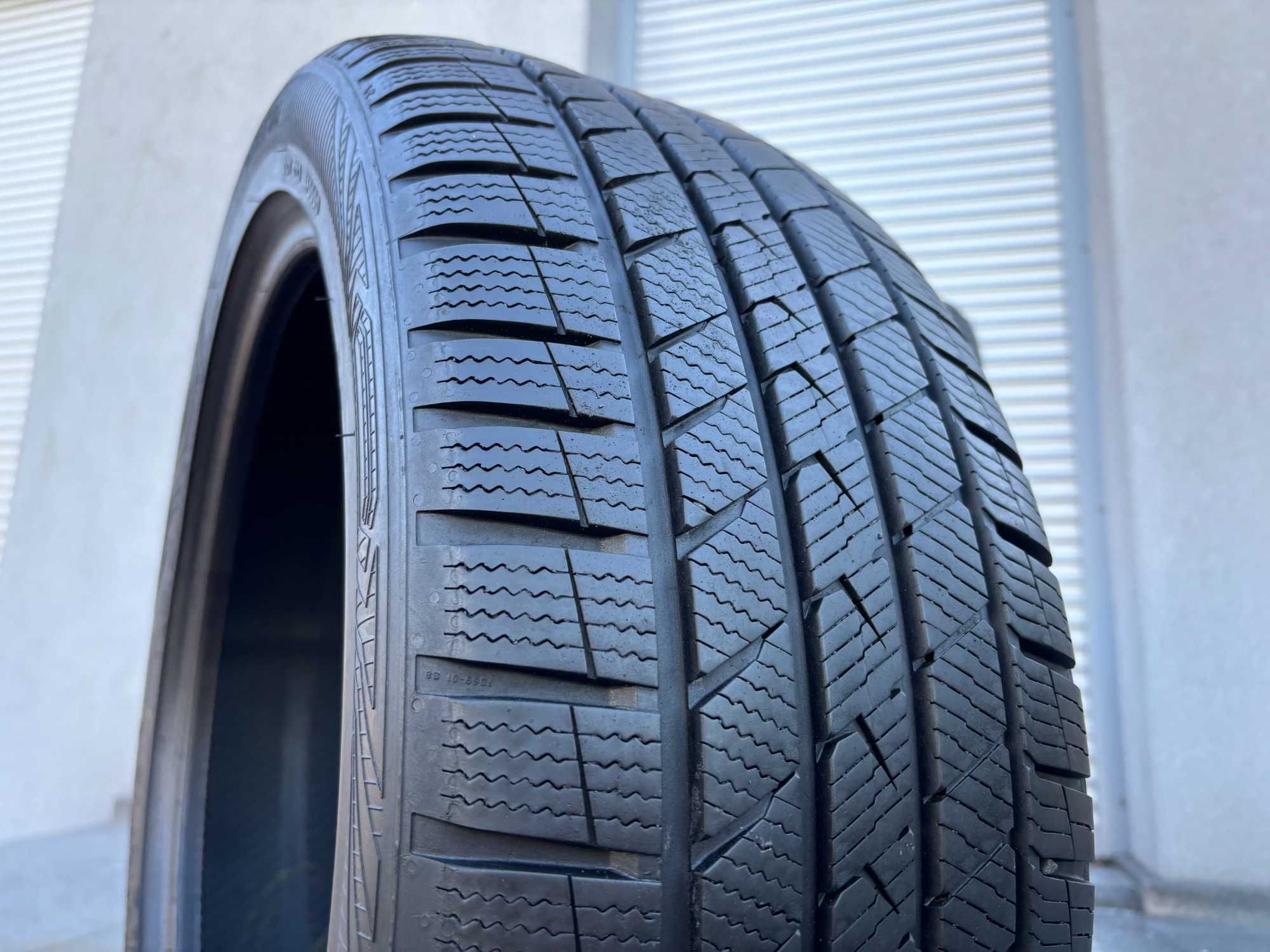 2szt całoroczne 225/45R18 Vredestein 7,5mm 2022r świetny stan! 4S1498
