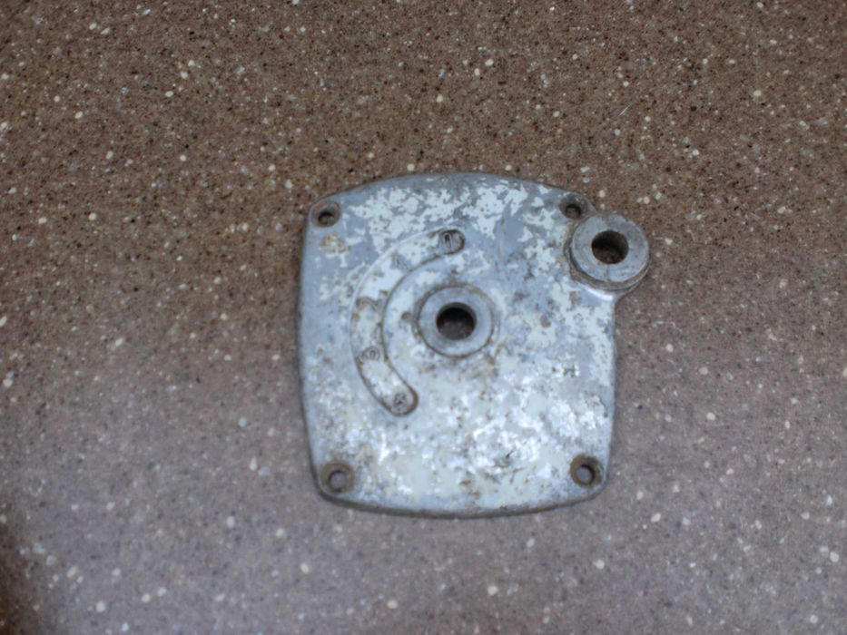 Крышка коробки передач pannonia 250