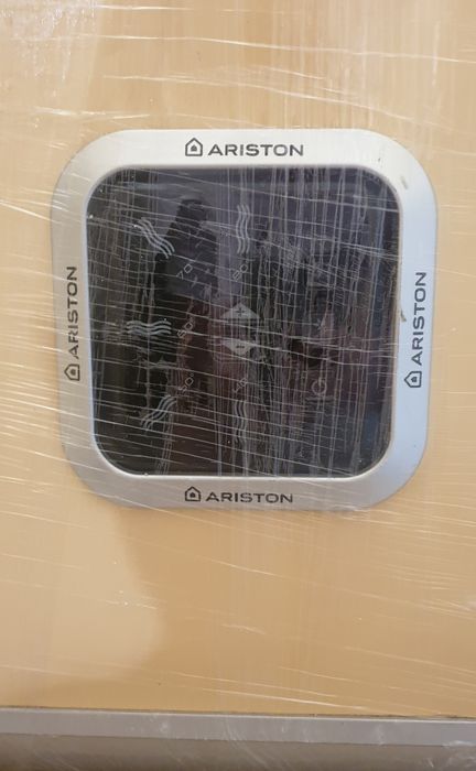 Продам бойлер Ariston 50 литров