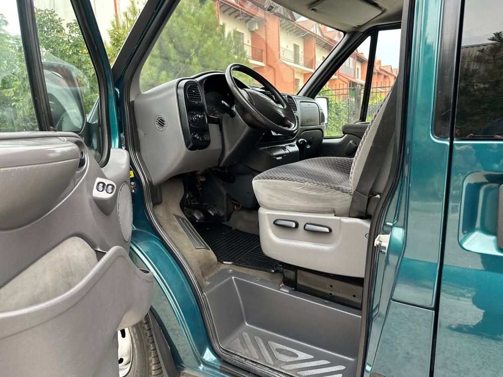 Ford Transit оригінал пасажир