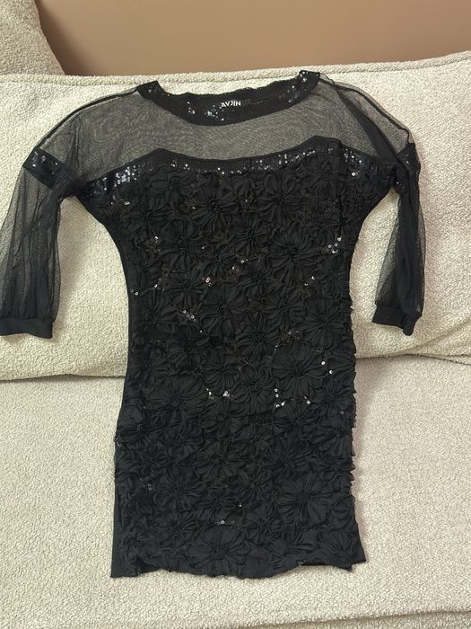 Чорна нарядна сукня