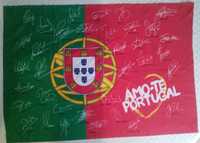Bandeira Portuguesa com autógrafos de jogadores